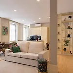Cc Downtown Palace - H Apartman Porto