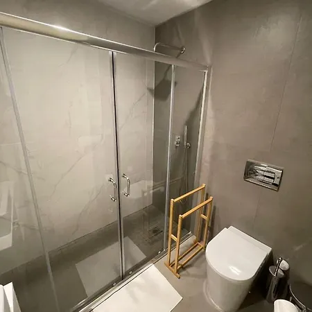 公寓 Cc Downtown Palace - H *