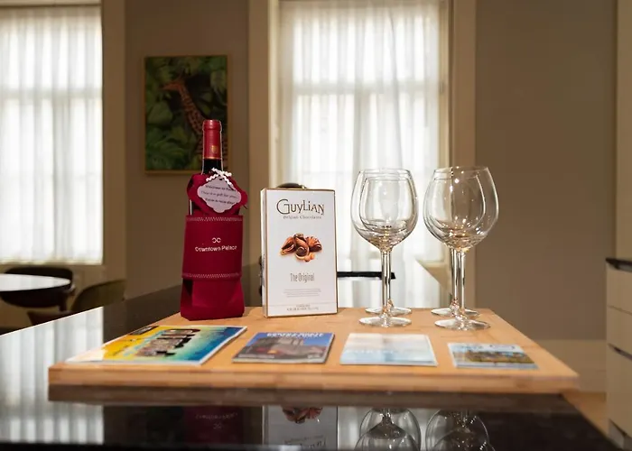 Cc Downtown Palace - H *