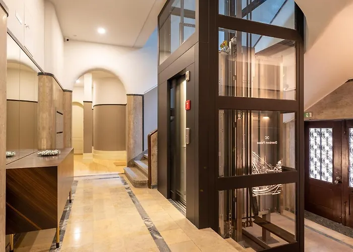 Cc Downtown Palace - H *