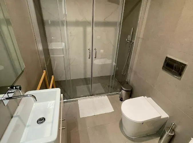 Cc Downtown Palace - H * بورتو